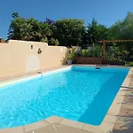 Hébergement de vacances Les Figuiers Proche Puy Du Fou. *