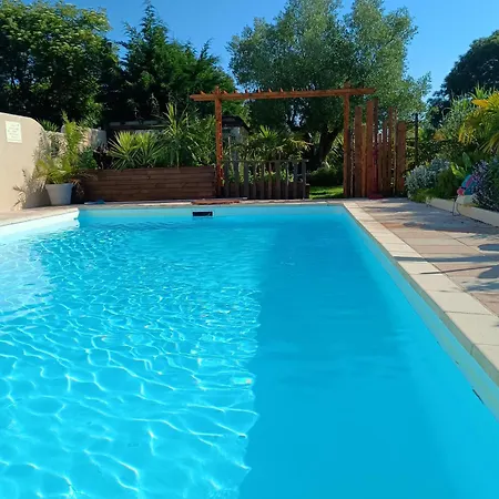 Les Figuiers Proche Puy Du Fou. *