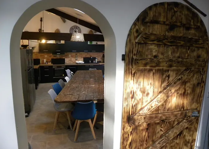 Les Figuiers Proche Puy Du Fou בית נופש